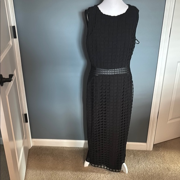 Vintage Jovani Elegant Black Sleeveless Midi Dress